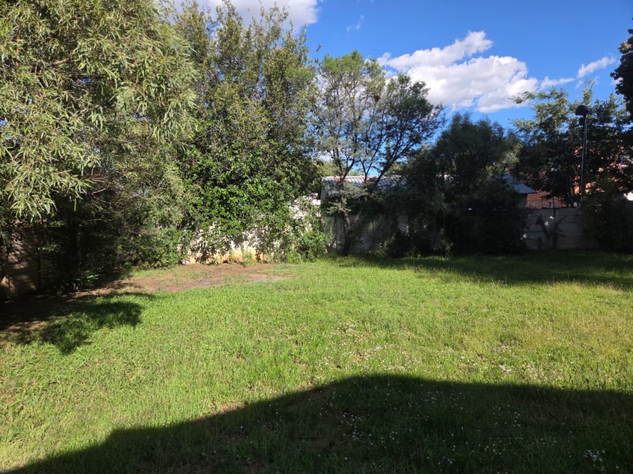 8 Bedroom Property for Sale in Brandwag Free State